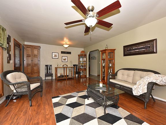 5th image of 3350 W Edgerton Ave