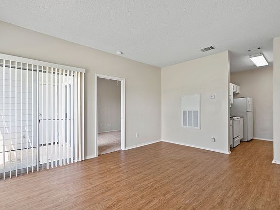 5th image of 12166 Metric Blvd Unit 1013-1