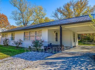 316 Sky Dr, Knoxville, TN 37912