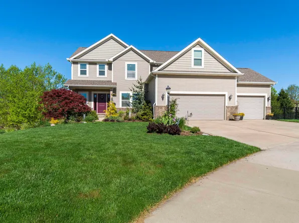 11011 N Mosscliff Ct, Dunlap, IL 61525