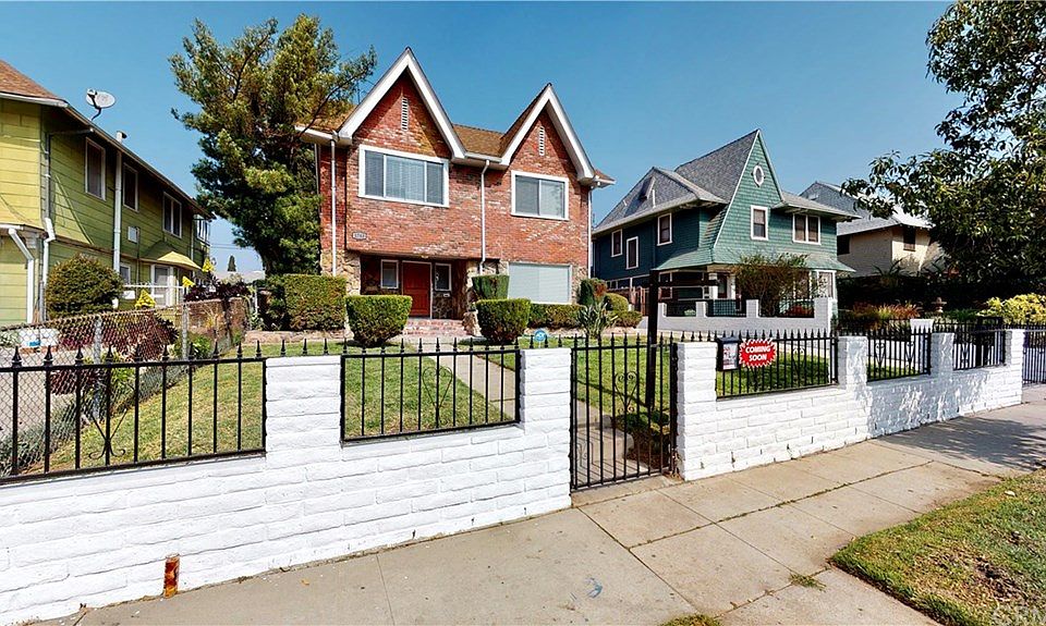 1st image of 1743 W 24th St