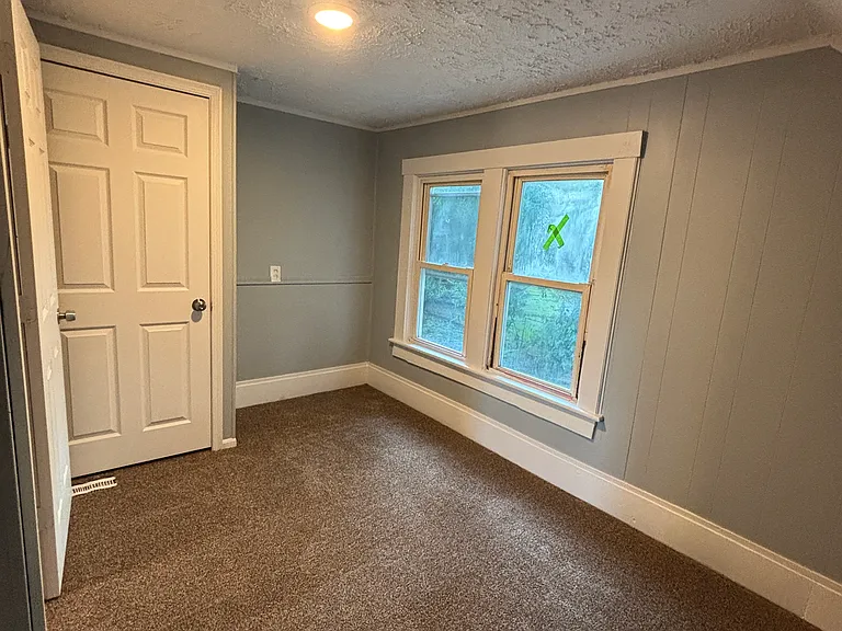 1082 Wooster Rd N — Photo 10