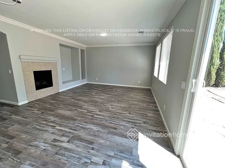 615 Whitfield Ln — Photo 3
