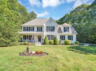 119 Old Kent Rd N, Tolland, CT 06084