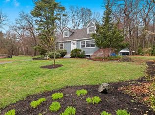 42 Old Jacobs Rd, Georgetown, MA 01833