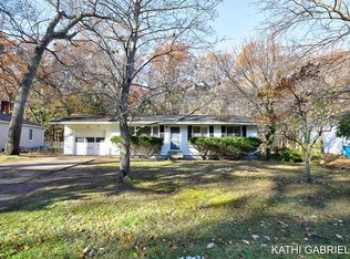 14653 154th Ave, Grand Haven, MI 49417