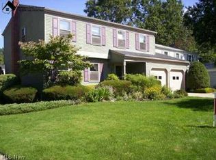 4621 Bradford Rd, Cleveland, OH