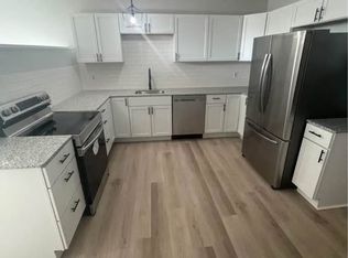 413 N Salina St #1, Syracuse, NY 13203