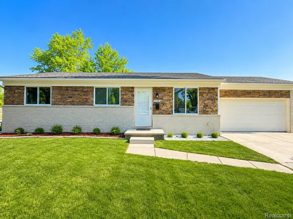 25101 Masch Ave, Warren, MI 48091