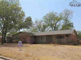 4700 Lake Park Dr, Wichita Falls, TX 76302