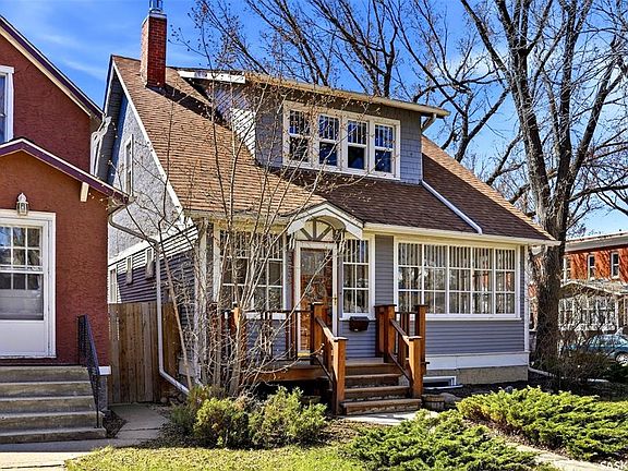2nd image of 3239 Victoria AVENUE