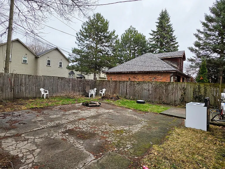 20 Lincoln St #22.5 — Photo 27