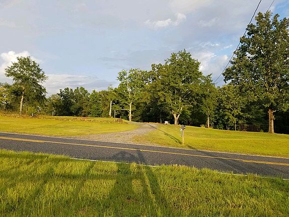 2nd image of 8373 Coosa County Road 40