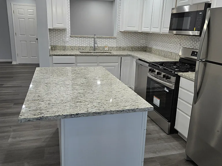 1441 Wyndham Cove Ln — Photo 9