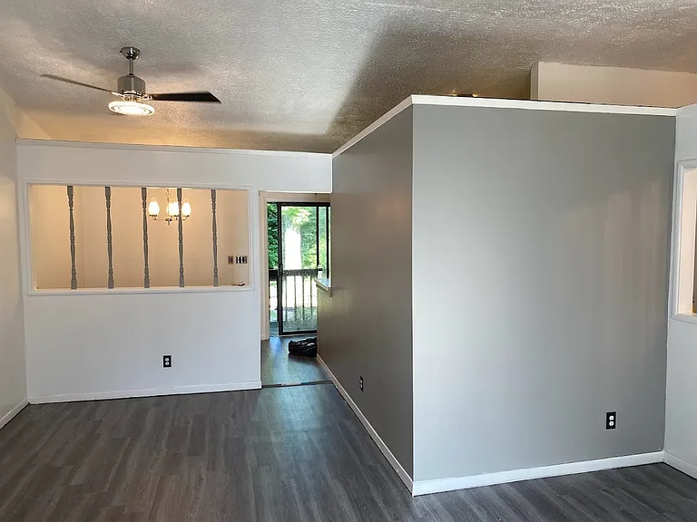 4976 Twin Woods Dr — Photo 4