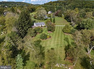 1632 Clearview Dr, Chester Springs, PA 19425