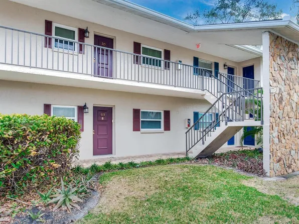 9881 113th St APT 115, Seminole, FL 33772