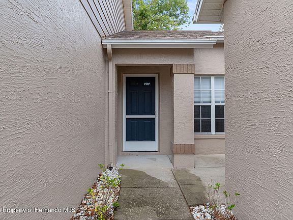 5th image of 7343 Willow Brook Dr