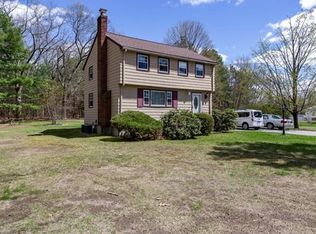 470 Foster Rd, Tewksbury, MA 01876