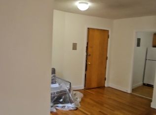 312 Tappan St APT 2A, Brookline, MA 02445