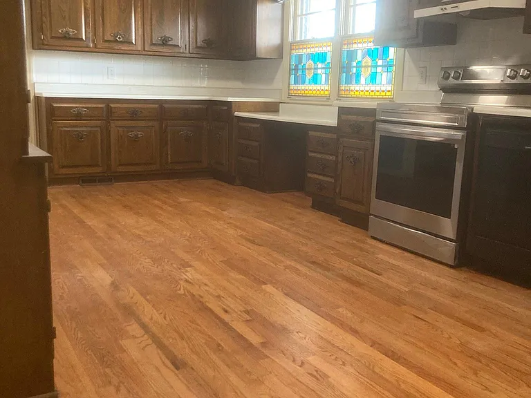 810 N Pawnee Ave — Photo 3