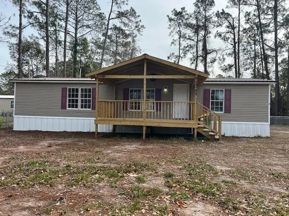 1345 Bay St SE, Darien, GA 31305