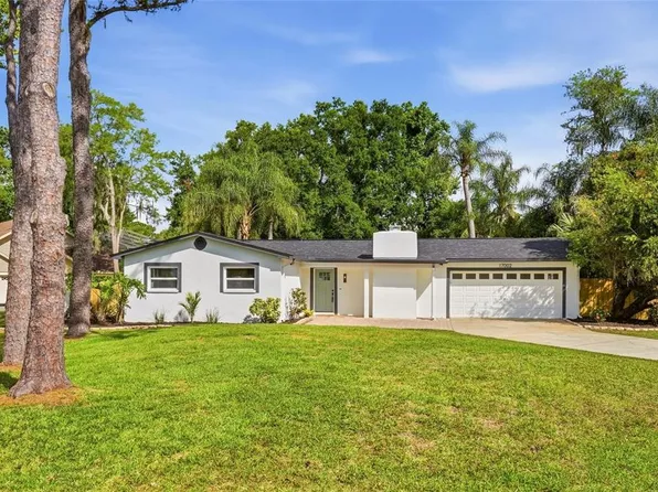 17002 Paula Ln, Lutz, FL 33558