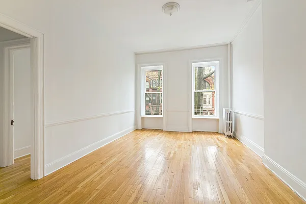 Rented by Compass | media 7