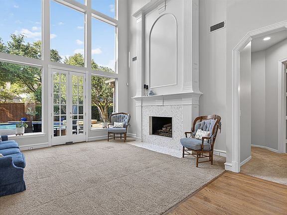 4th image of 5929 Castlebar Ln