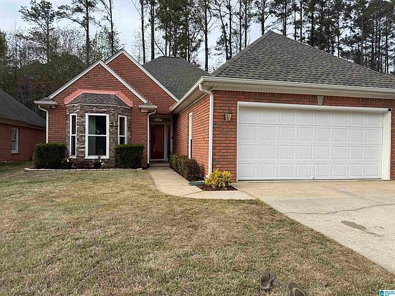 3rd image of 143 Southlake Ln