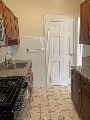 Rented by NY Superior Realty | media 4