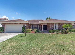 5697 Boca Chica Ln, Boca Raton, FL 33433