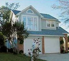 1st image of 200 Parkwood Cir