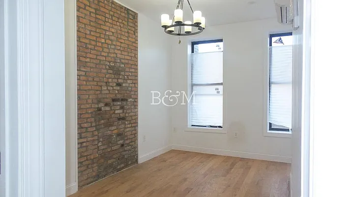 Rented by Brick&Mortar | media 12
