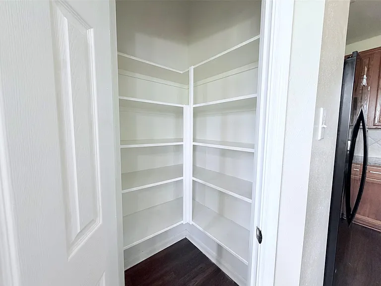 7403 Bering Landing Dr — Photo 27