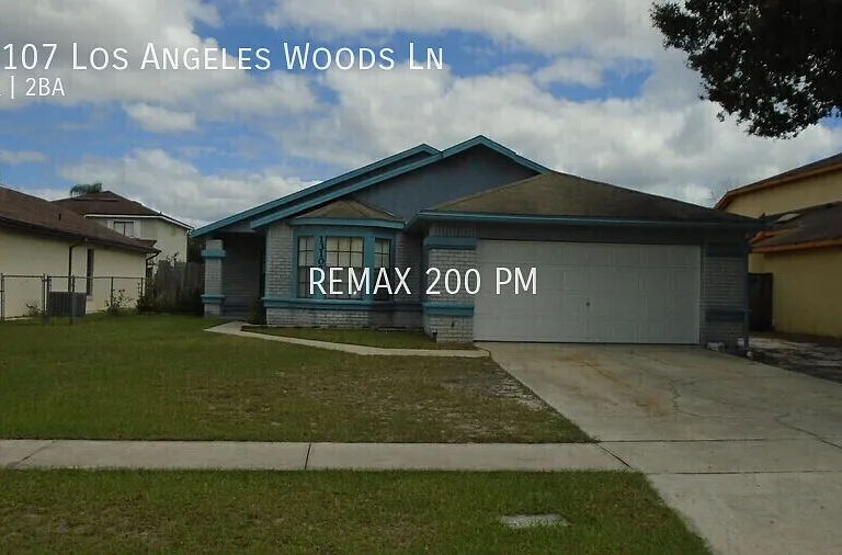 13107 Los Angeles Woods Ln — Photo 1