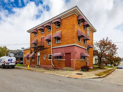 3518 W 8th St, Cincinnati, OH, 45205