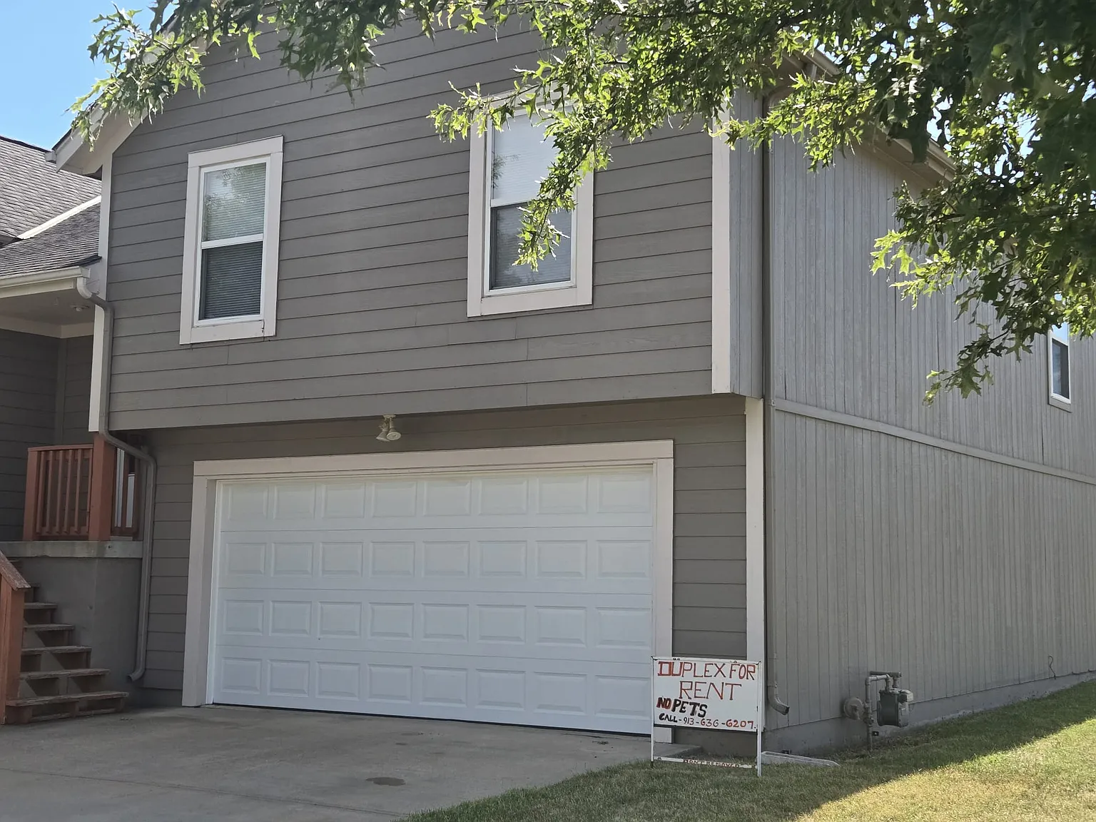 3 bed, 1190 sqft, $1,800 — Photo 1