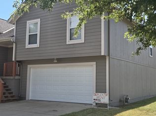 929 E Wildcat Run St, Gardner, KS 66030