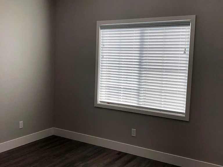 1053 Blazingwood Dr — Photo 5