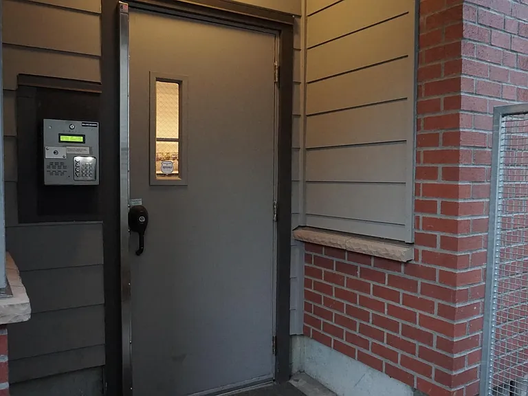 3717 California Ave SW #402 — Photo 3