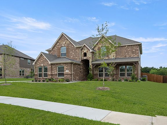 2nd image of 1001 E Hidden Lakes Dr