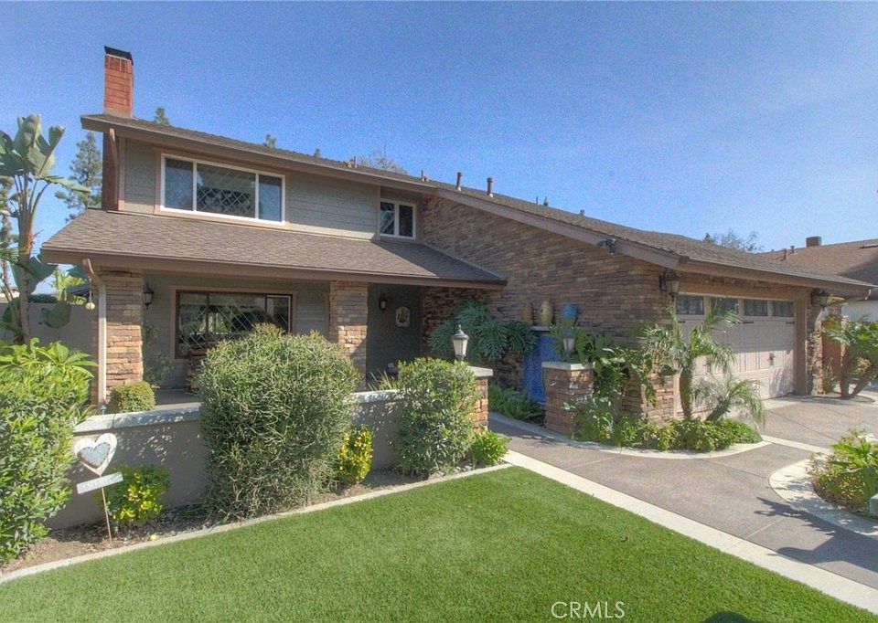 1st image of 2211 S Malcolm Ave