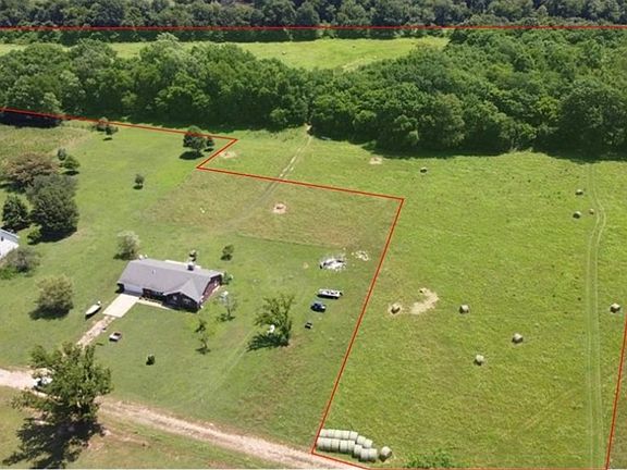 2nd image of Riverdale Rd #5