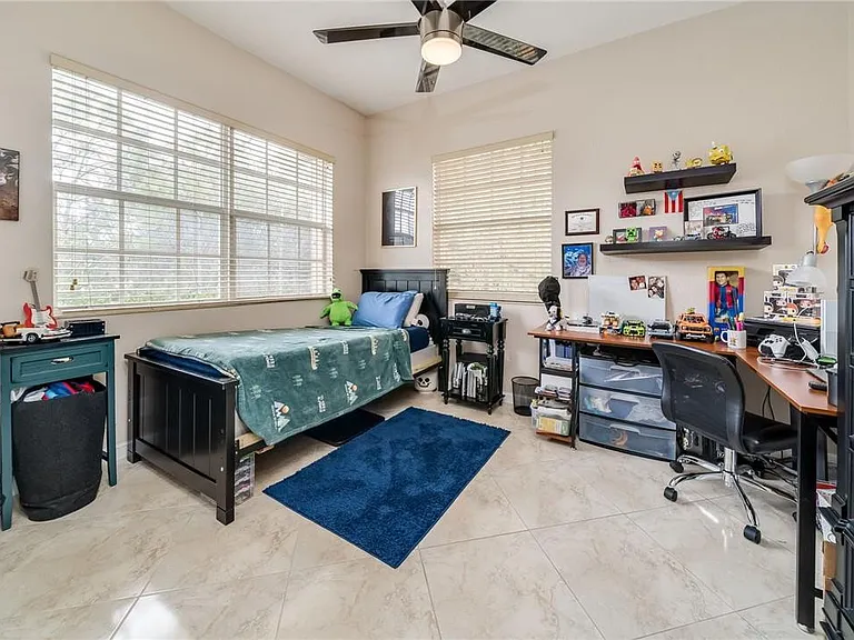8012 NW 128th Ln — Photo 26