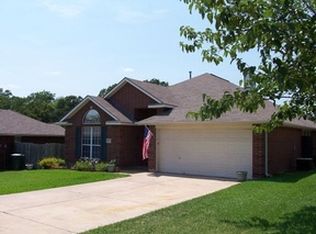 1712 Beaver Pond Ct, Bryan, TX 77807