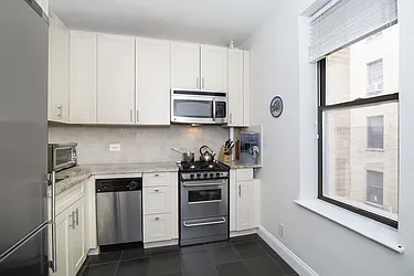 Rented by Avi Nash Associates