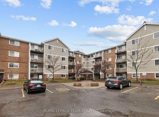 270 Brittany Dr #214, Ottawa, ON K1K 4M3