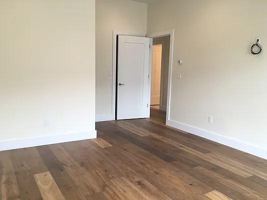 Rented by Realty Collective | media 16