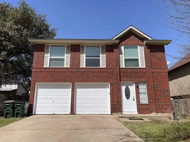 12702 Margit Dr — Photo 1